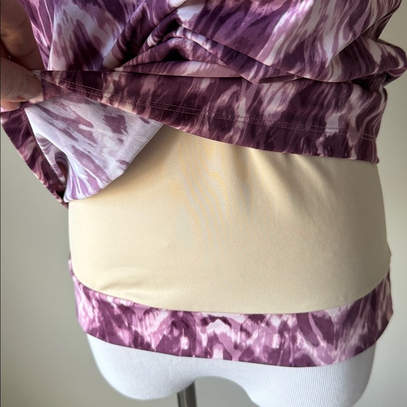 Duluth Trading Company Suit Up Swim Built In Bra Cap Sleeve Top - Picture 3 of 10